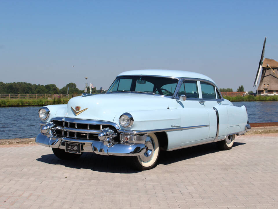 Image 1/45 of Cadillac 62 Sedan (1953)