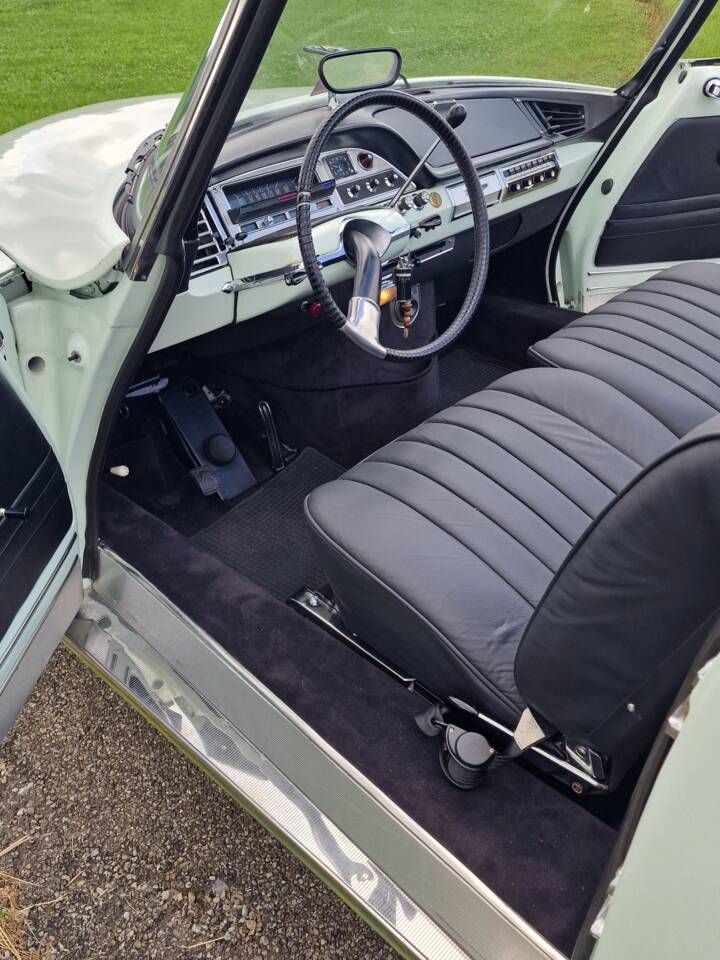 Image 12/153 of Citroën DS 19 Usine (1965)