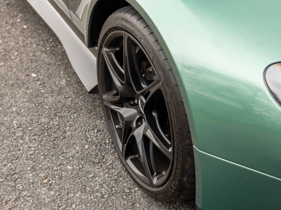 Image 42/65 de Aston Martin Vantage GT8 (2017)