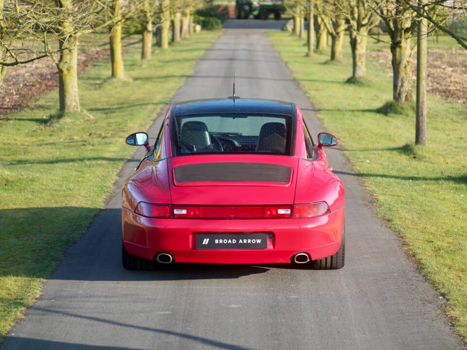 Image 5/46 of Porsche 911 Carrera (1997)