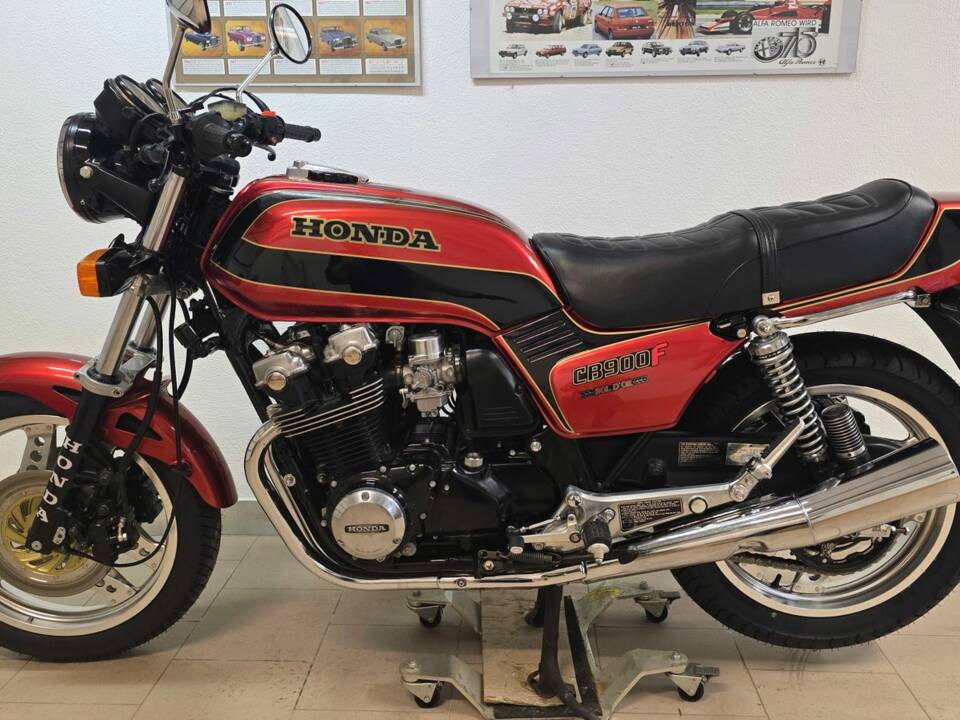 Image 1/10 of Honda DUMMY (1986)