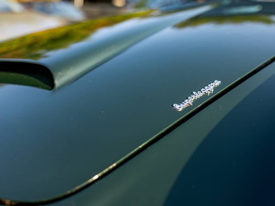 Bild 22/43 von Aston Martin DB 6 Vantage (1967)