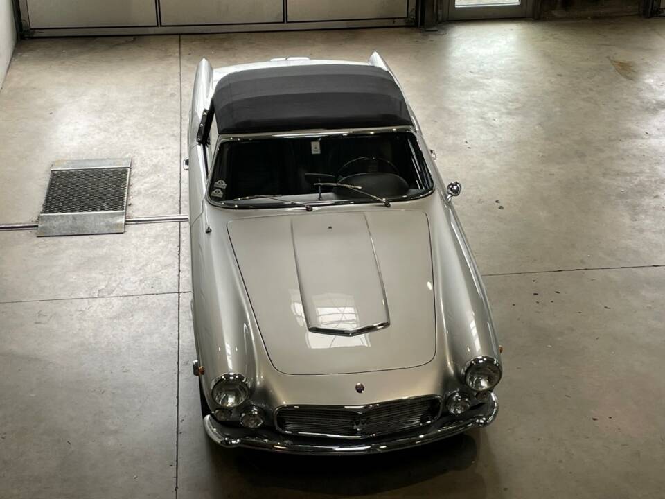 Afbeelding 6/16 van Maserati 3500 GTI Spyder Vignale (1962)