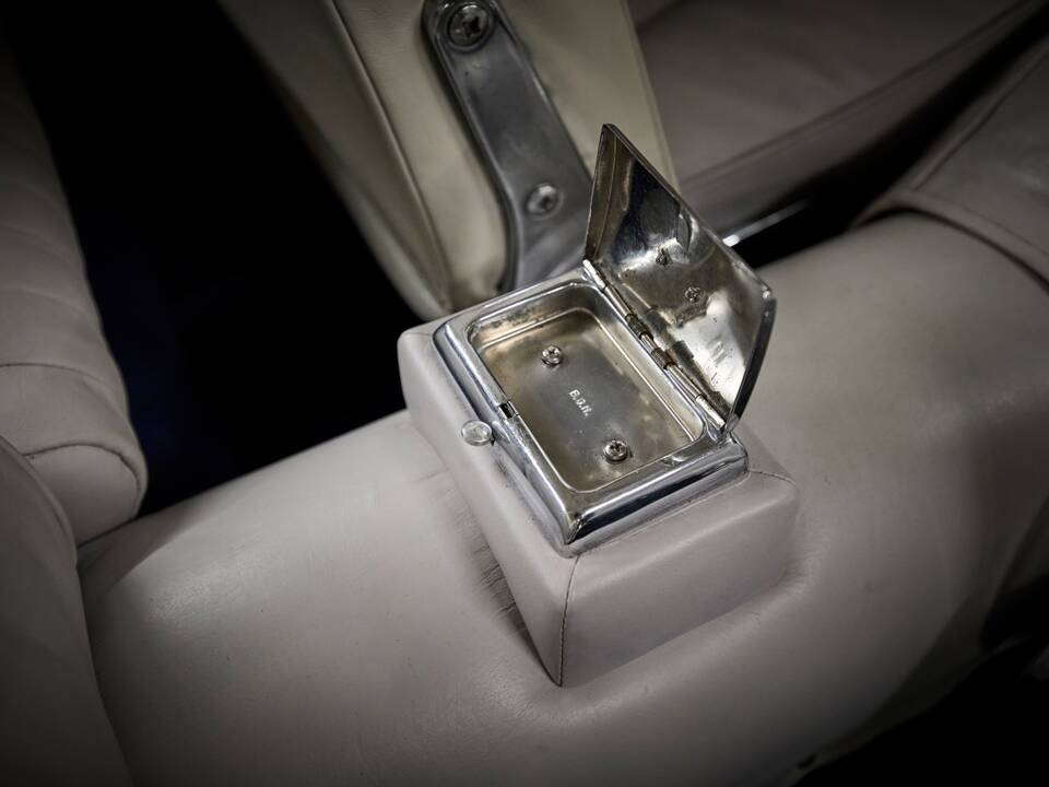 Imagen 72/100 de Ferrari 250 GT 2+2 (1963)