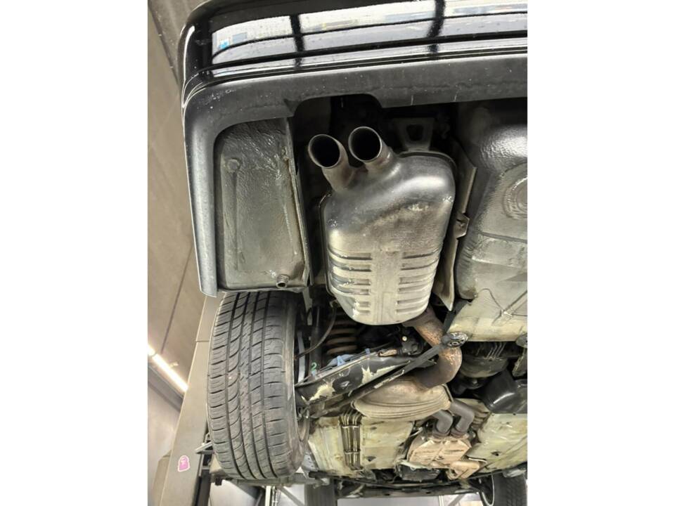 Image 40/44 of Mercedes-Benz 300 SL (1991)