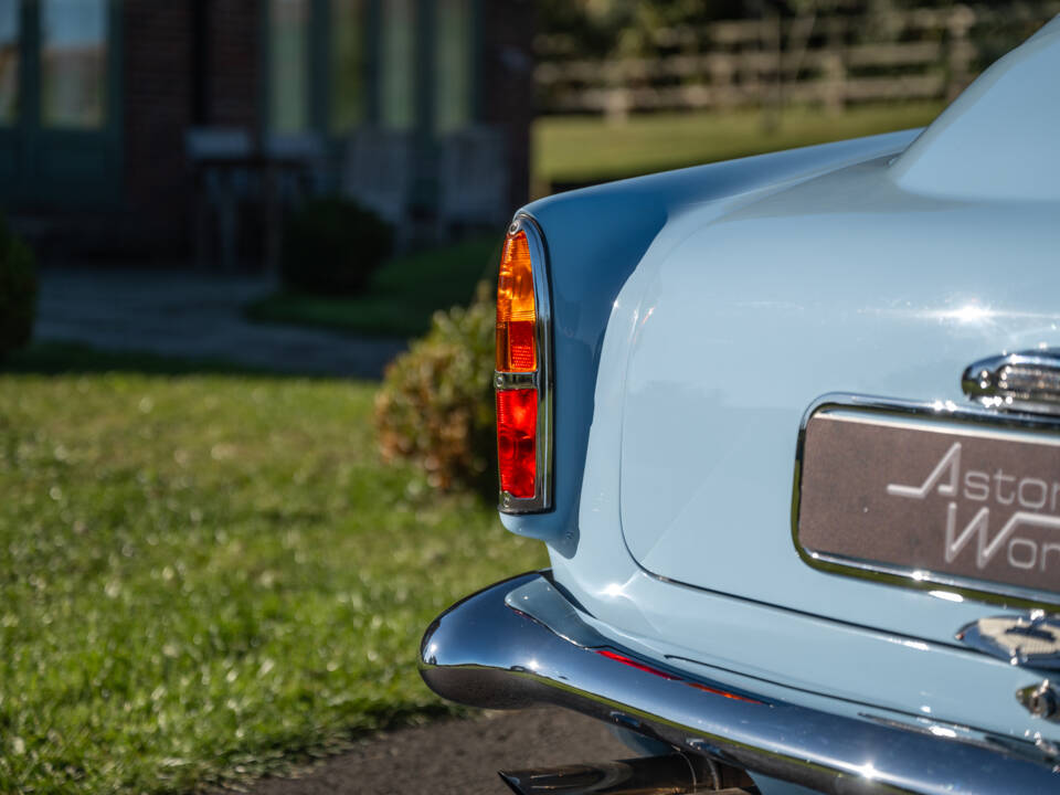 Bild 30/56 von Aston Martin DB 4 (1958)