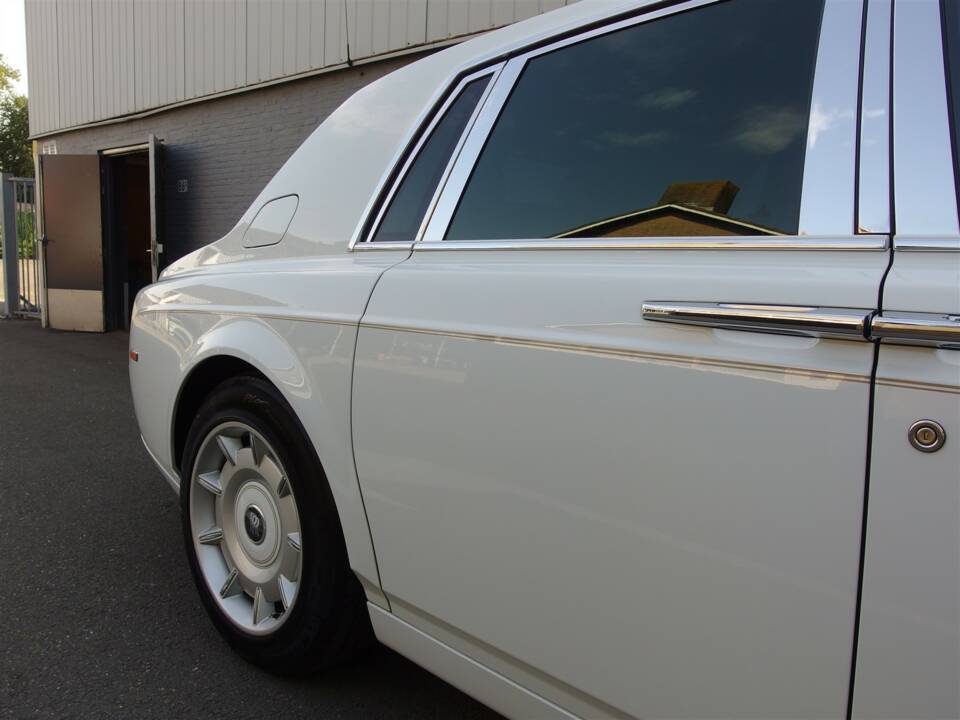 Bild 22/98 von Rolls-Royce Phantom VII (2006)