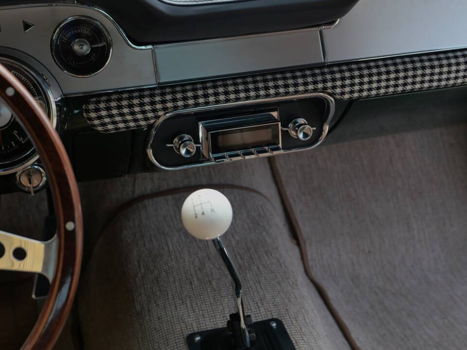 Bild 23/32 von Ford Mustang Custom (1967)