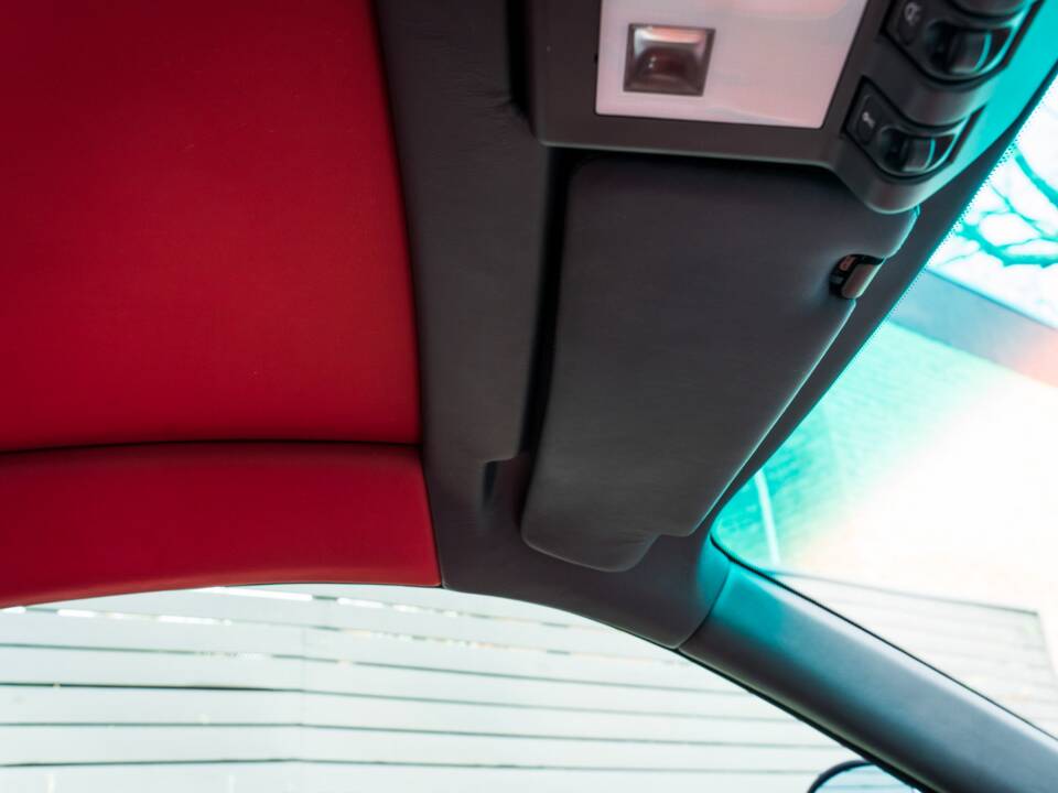 Bild 25/66 von Ferrari 550 Maranello (2000)