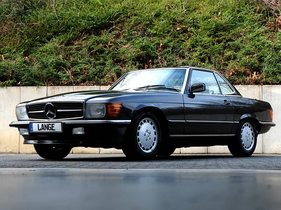 Immagine 1/43 di Mercedes-Benz 300 SL (1987)