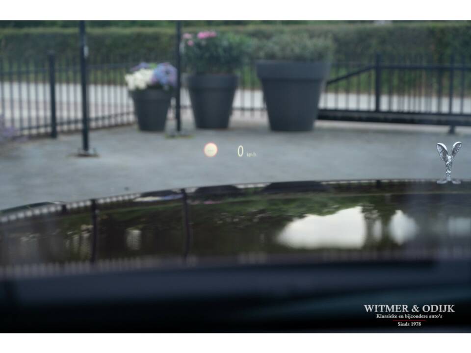 Image 34/38 of Rolls-Royce Wraith (2014)