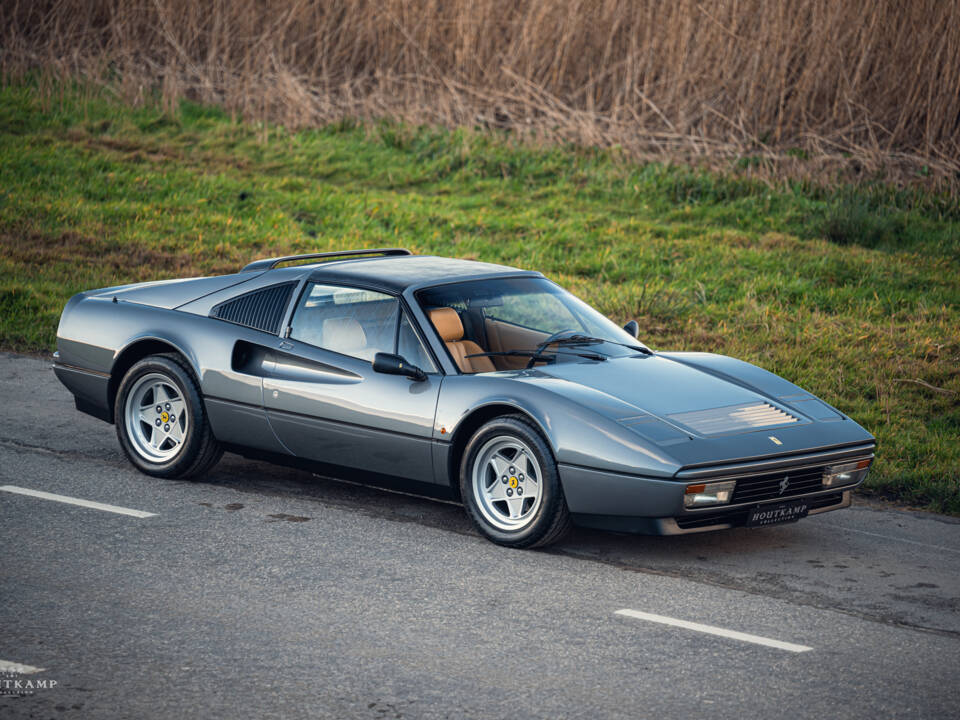 Bild 8/22 von Ferrari 328 GTS (1987)