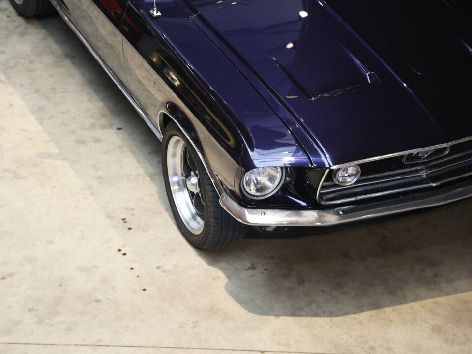 Image 14/57 of Ford Mustang 302 (1968)