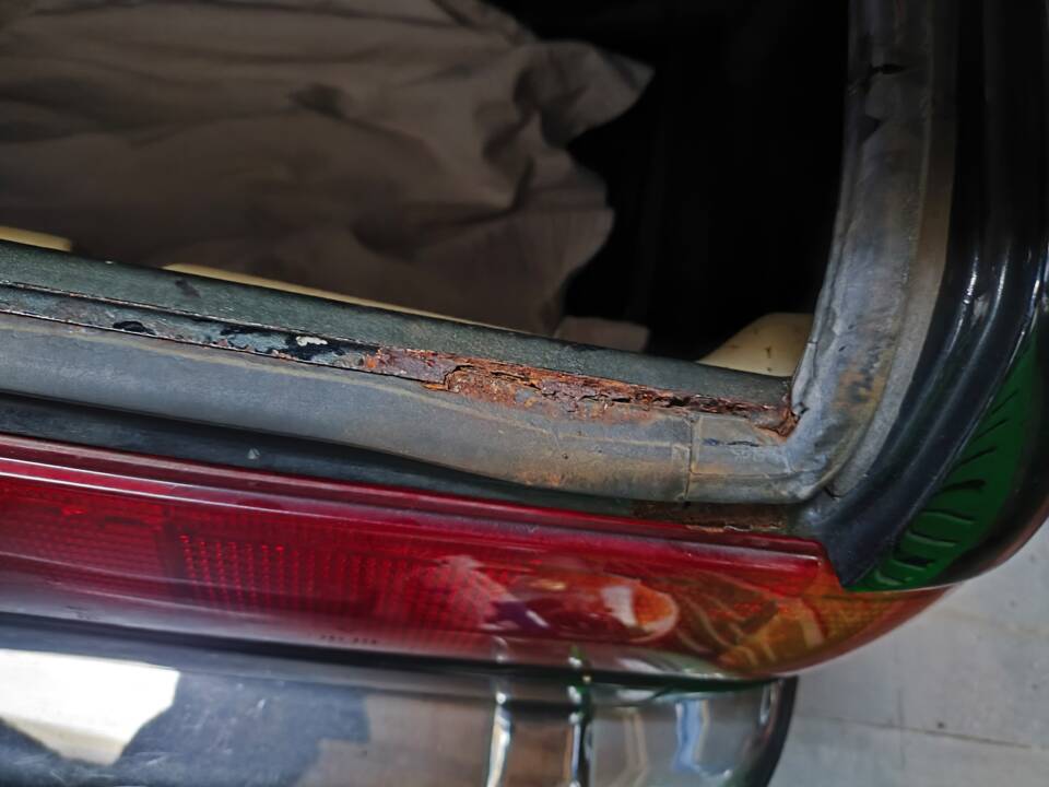 Image 22/22 of BMW 323i (1982)