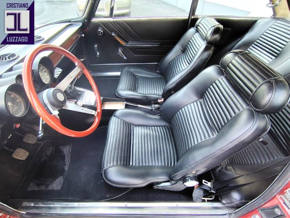 Bild 38/79 von Alfa Romeo 2000 GT Veloce (1971)