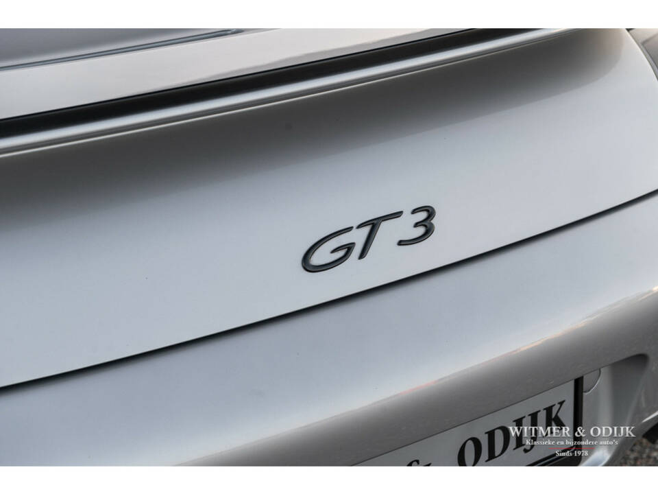 Image 13/33 of Porsche 911 GT3 (2000)