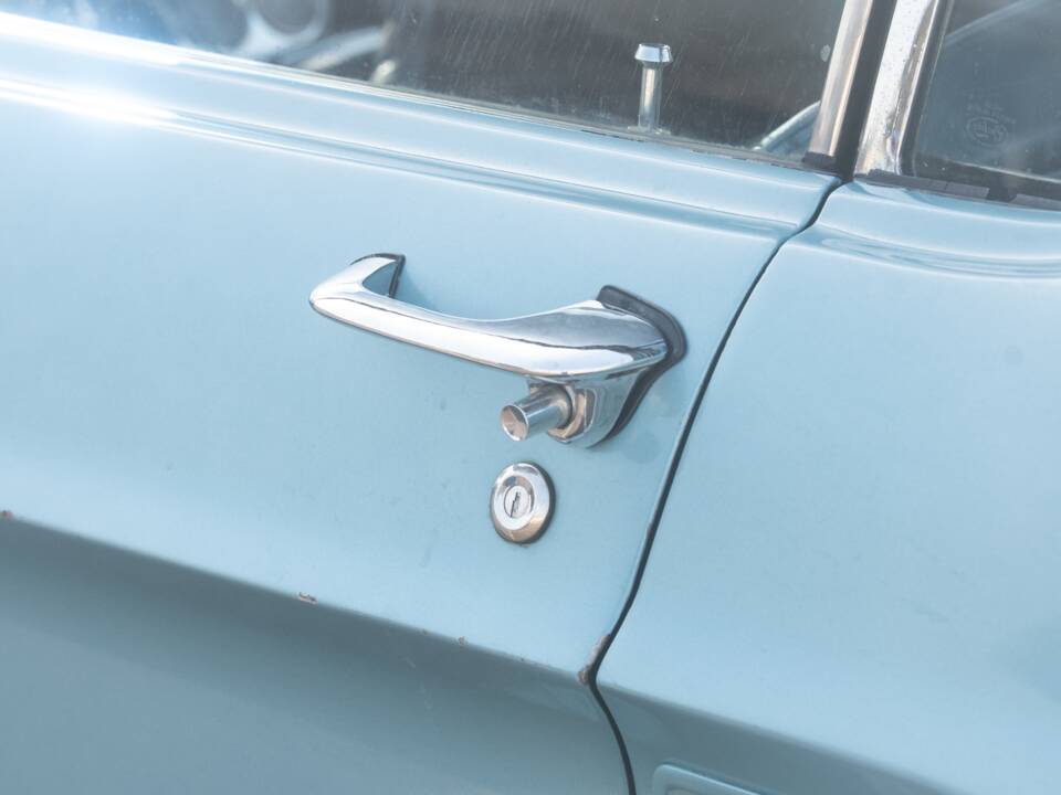 Image 13/50 of Ford Mustang 200 (1967)