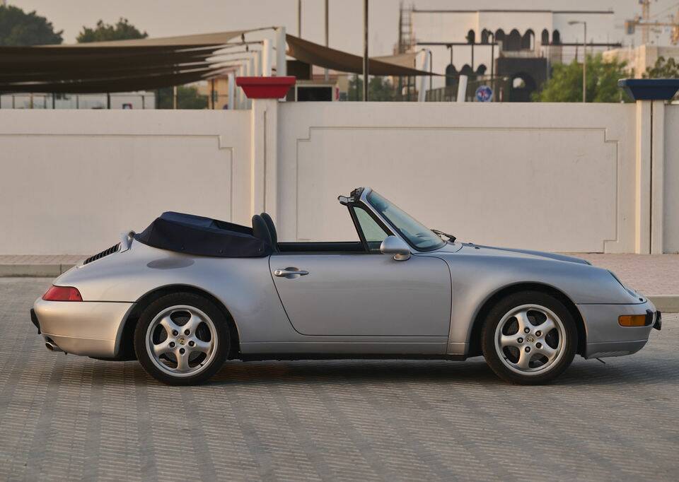 Bild 8/8 von Porsche 911 Carrera (1995)