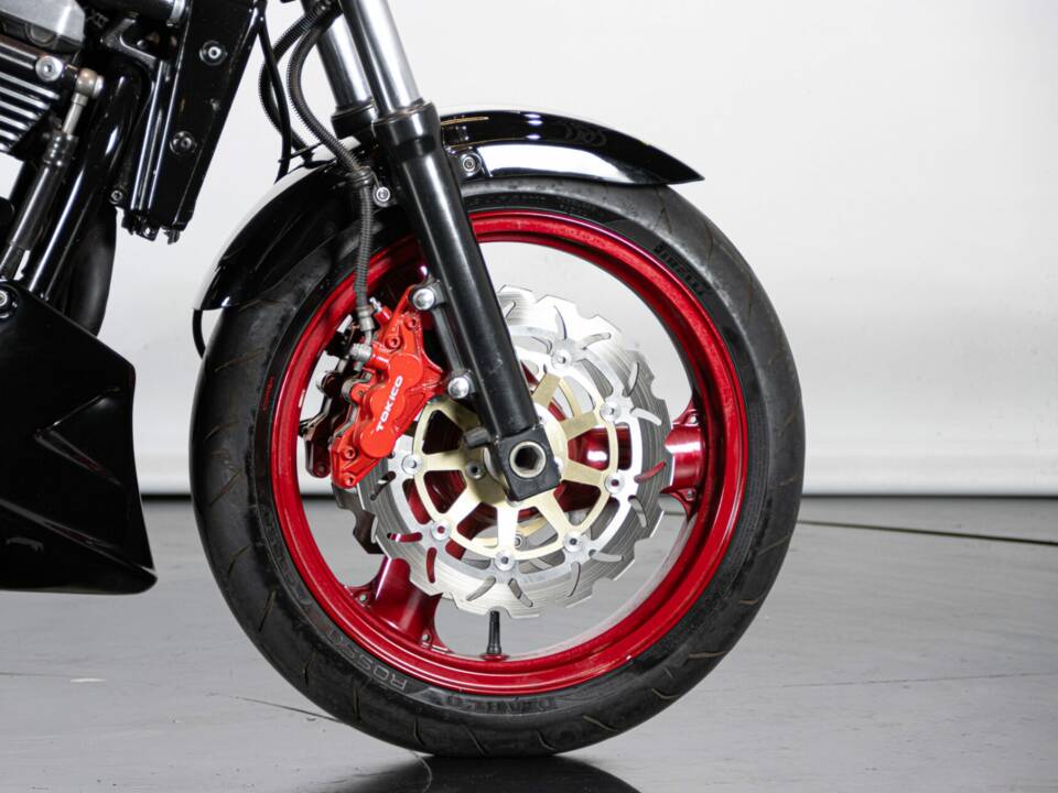 Bild 41/50 von Kawasaki DUMMY (2000)