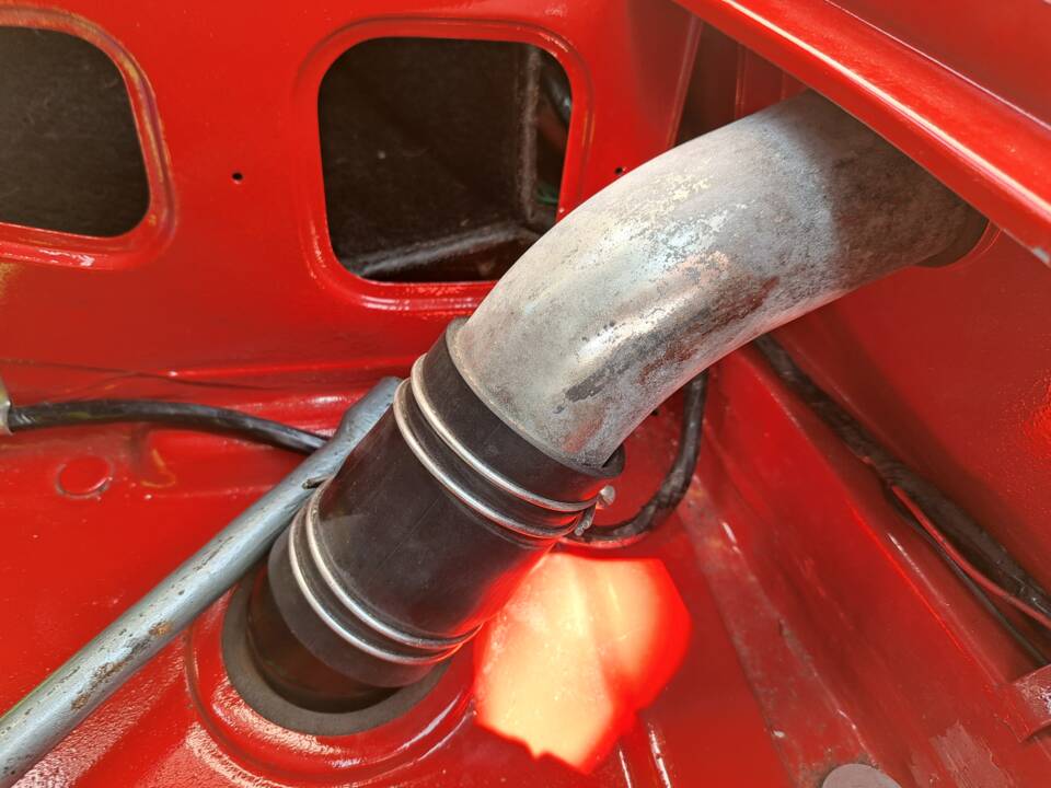 Trunk and spare wheel