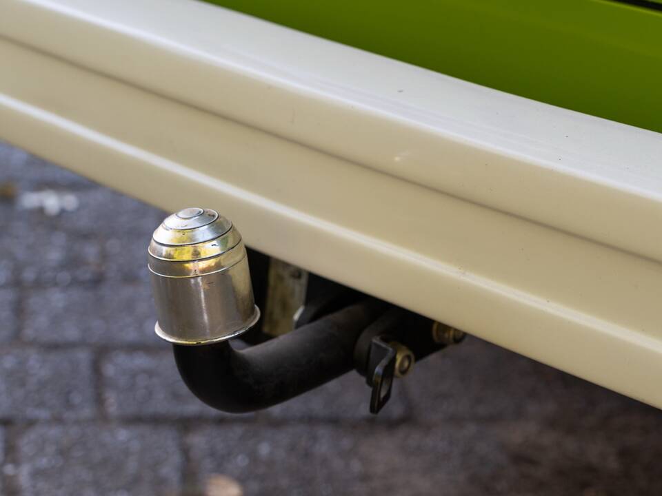 Image 36/50 de Volkswagen T2b Westfalia (1978)