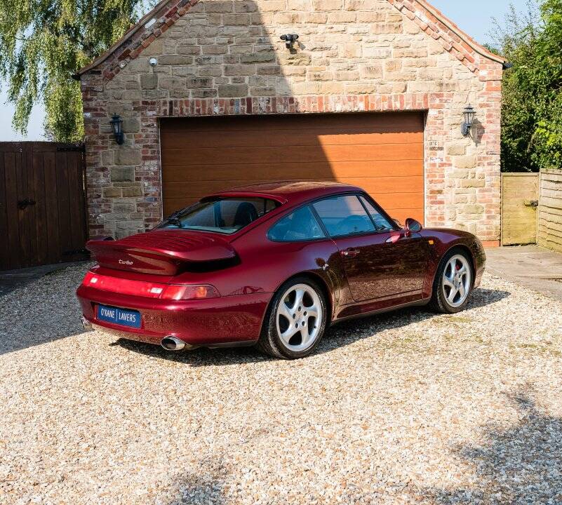 Imagen 54/57 de Porsche 911 Turbo (1995)