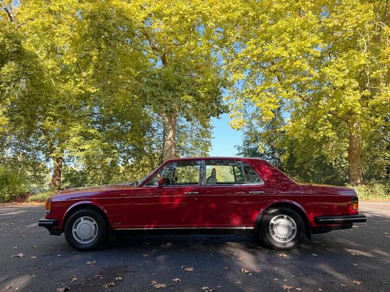 Image 9/50 of Bentley Turbo R (1988)