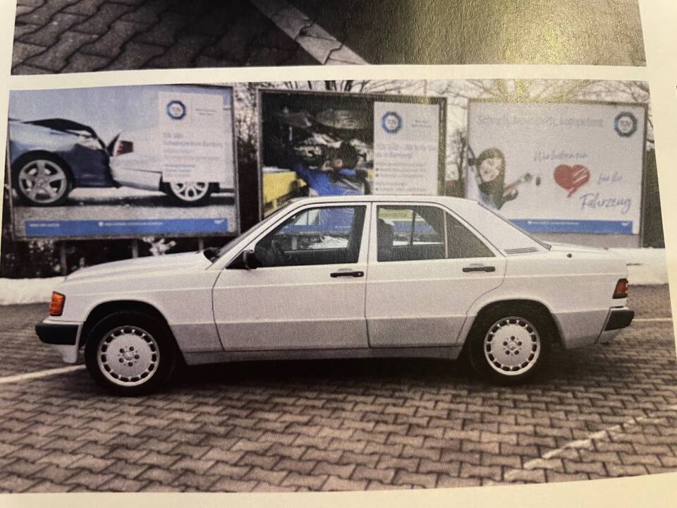 Image 4/9 of Mercedes-Benz 190 E 2.0 (1992)