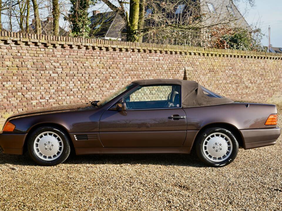 Imagen 41/50 de Mercedes-Benz 300 SL (1993)