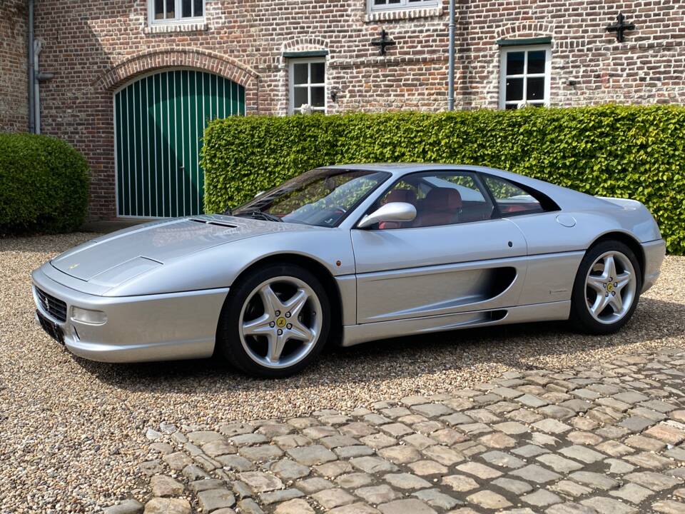 Bild 4/42 von Ferrari F 355 Berlinetta (1995)