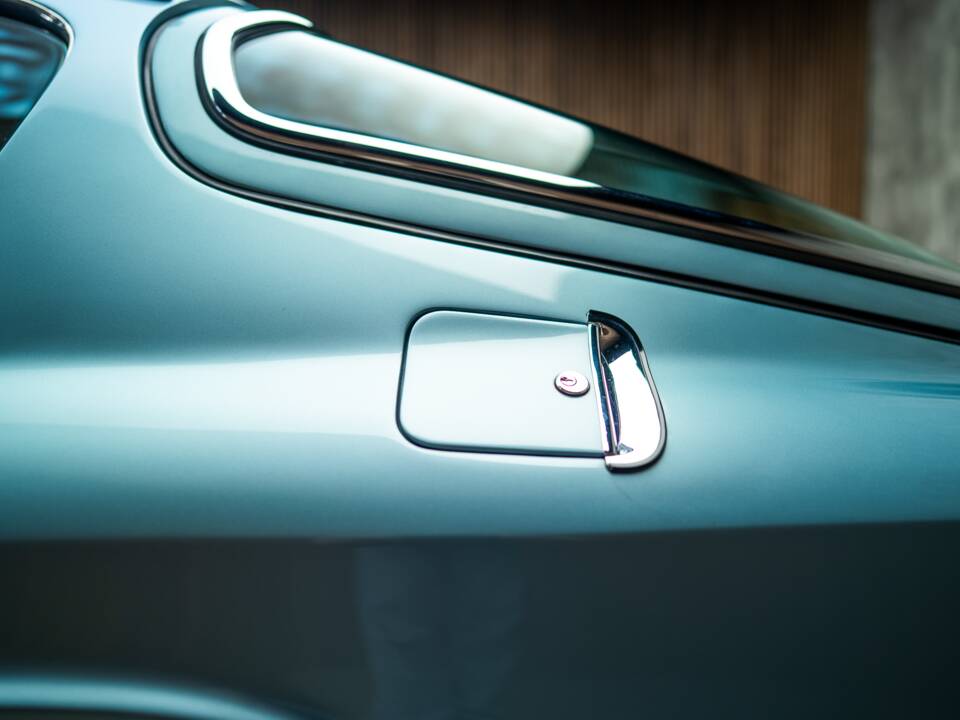 Image 35/97 of Maserati Mistral 3700 (1965)