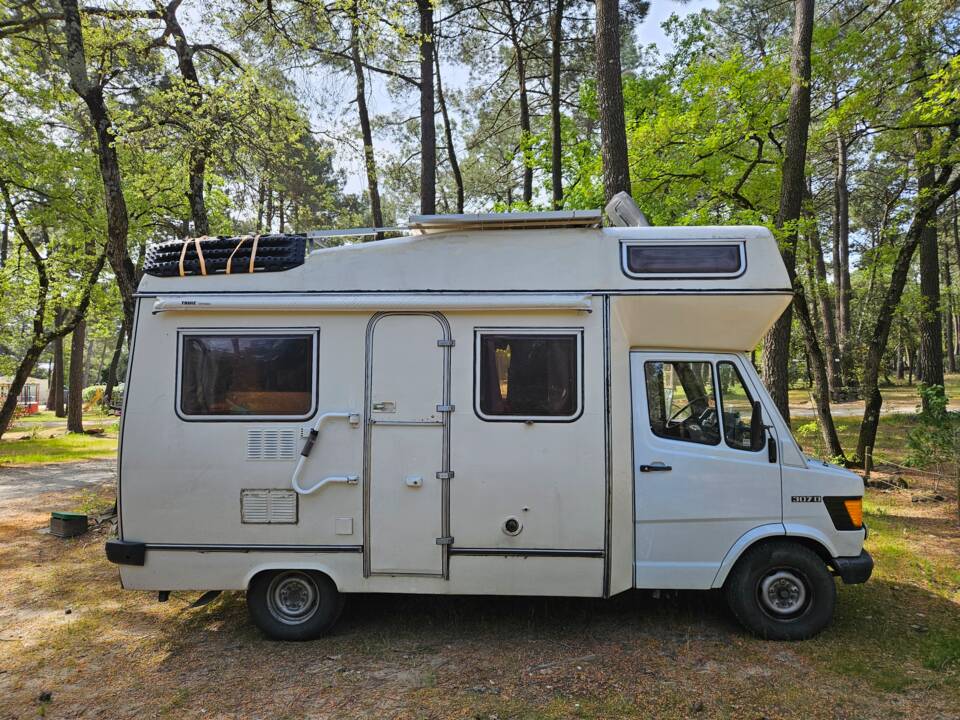 Bild 2/14 von Mercedes-Benz T1 307 D (1979)