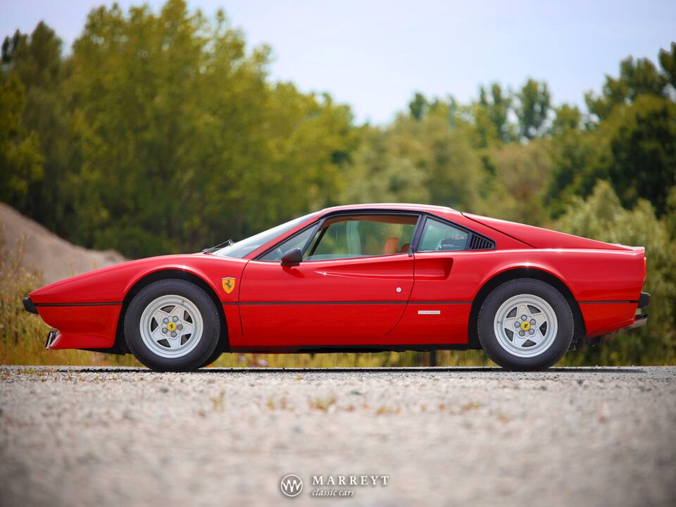 Bild 2/55 von Ferrari 308 GTBi (1981)