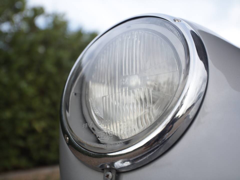 Image 28/50 de Porsche 356 B 1600 Super (1961)
