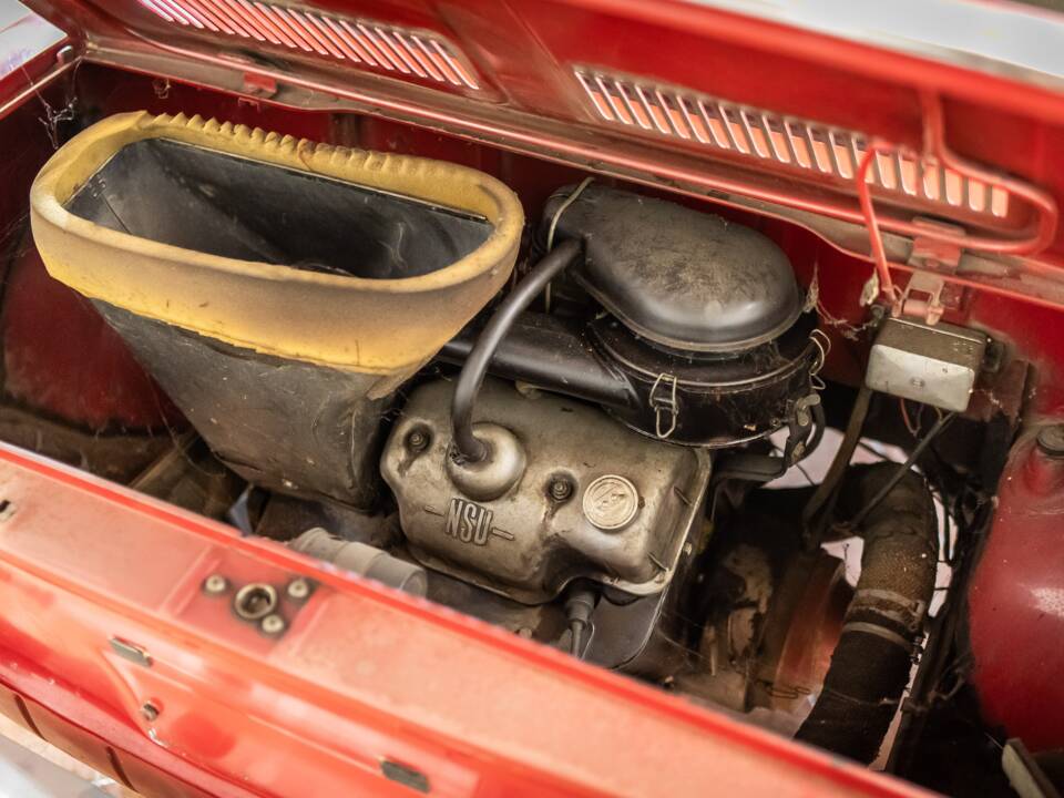 Image 16/18 of NSU Prinz 4 L (1969)