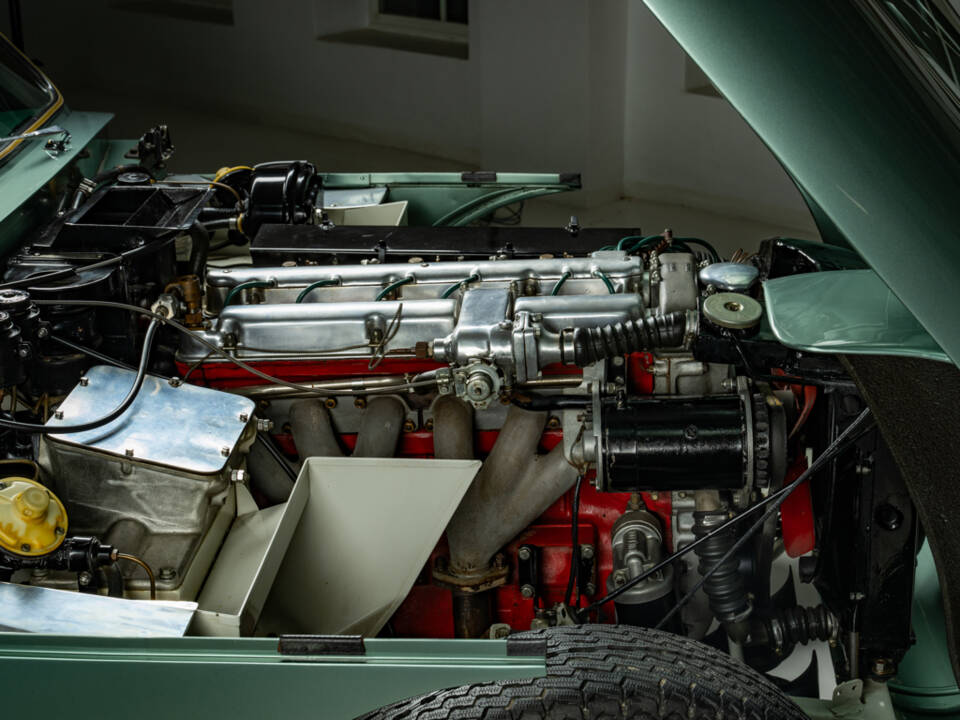 Immagine 24/30 di Aston Martin DB 4 Prototype (1957)