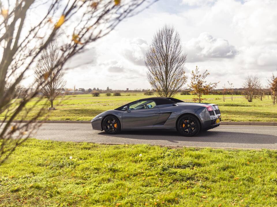 Immagine 18/49 di Lamborghini Gallardo Spyder (2007)
