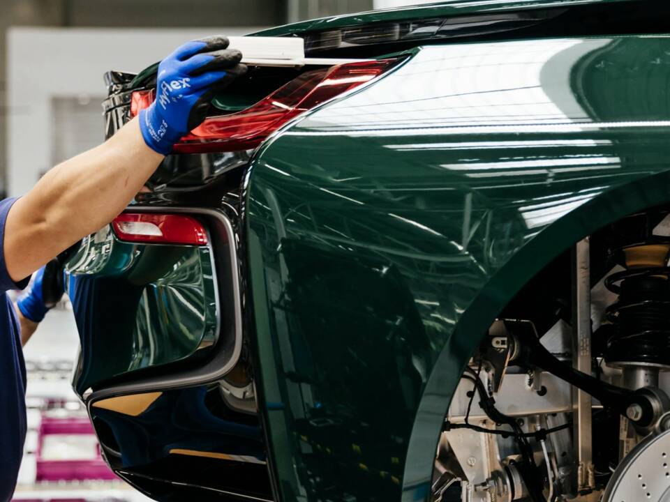 Image 15/18 of BMW i8 Roadster "The Last 18" (2020)