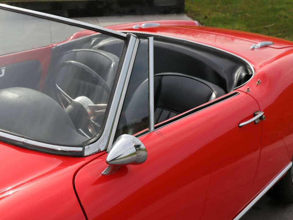 Bild 45/50 von Alfa Romeo Giulia 1600 Spider Veloce (1965)