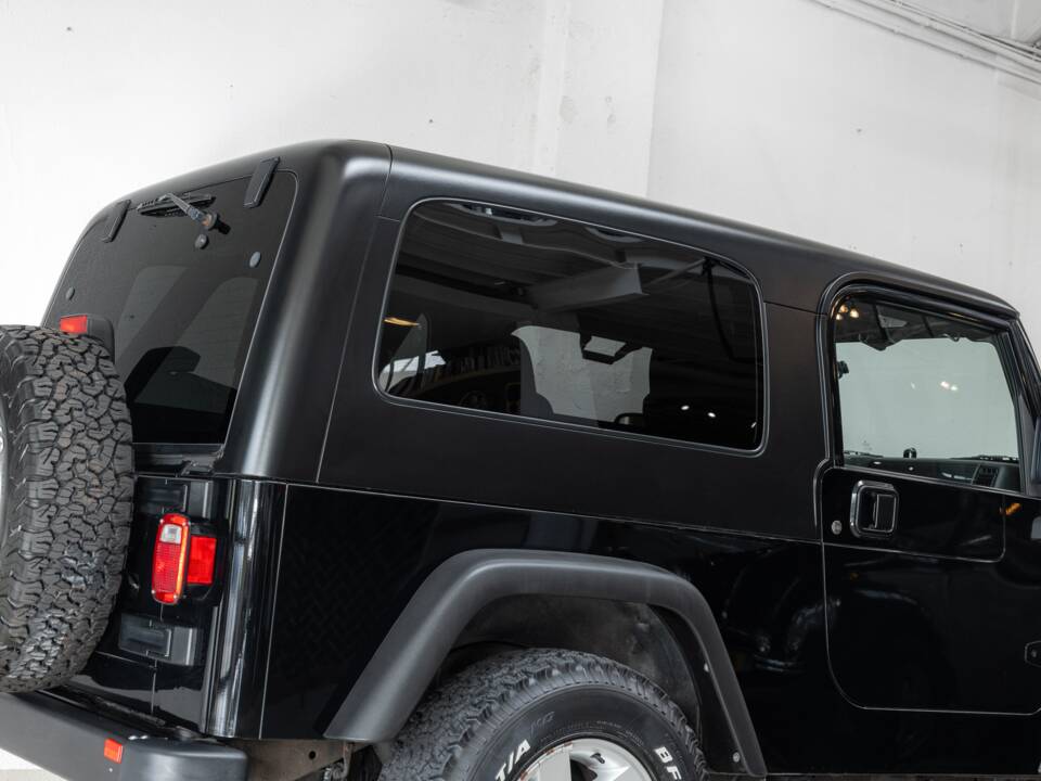 Imagen 24/30 de Jeep Wrangler TJ ESTREMO V8 (2005)