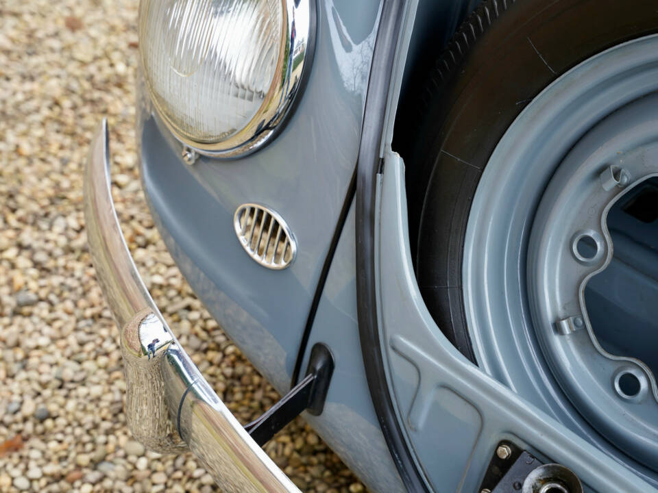 Image 12/50 of Volkswagen Beetle 1200 Standard &quot;Oval&quot; (1955)