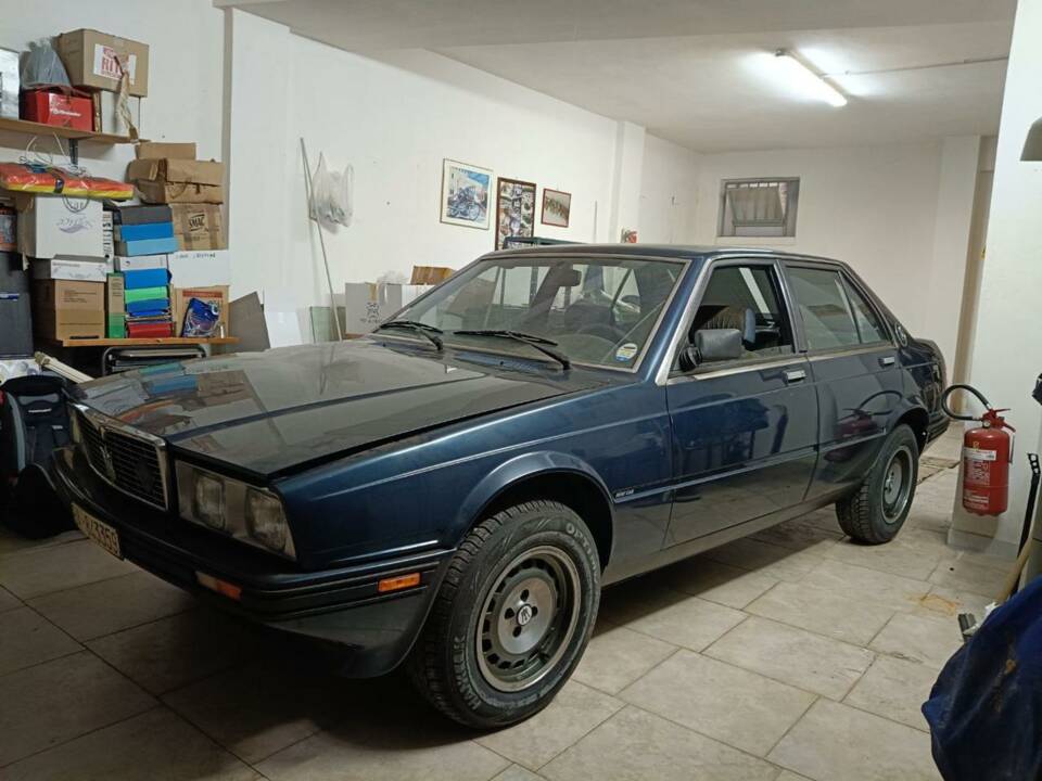 Afbeelding 30/37 van Maserati 420 i (1985)