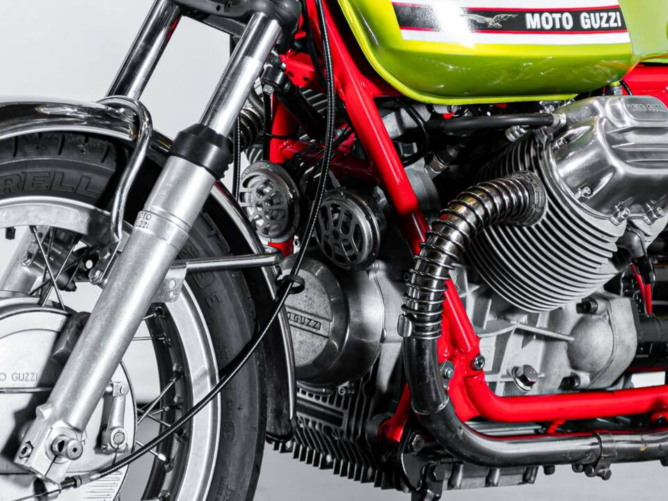 Afbeelding 18/50 van Moto Guzzi DUMMY (1972)