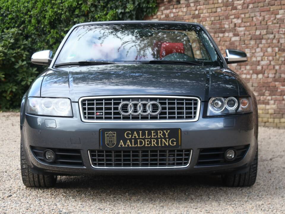 Image 30/50 de Audi S4 (2004)