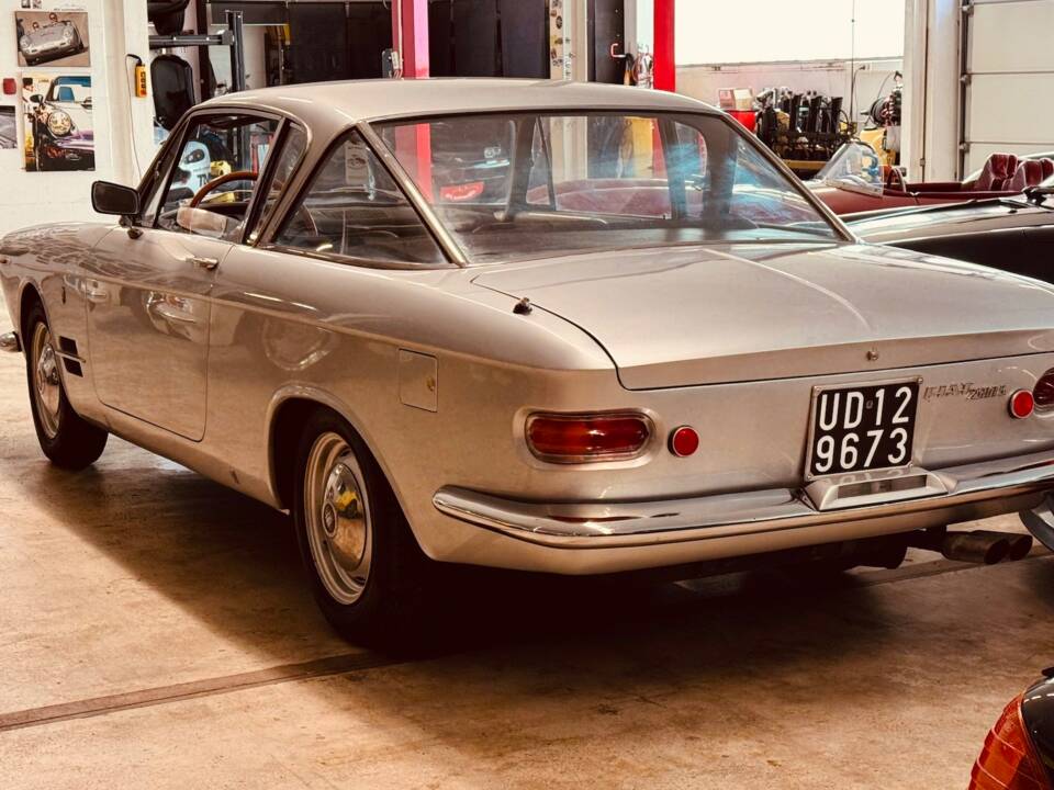 Bild 4/13 von FIAT 2300 S Coupé (1964)