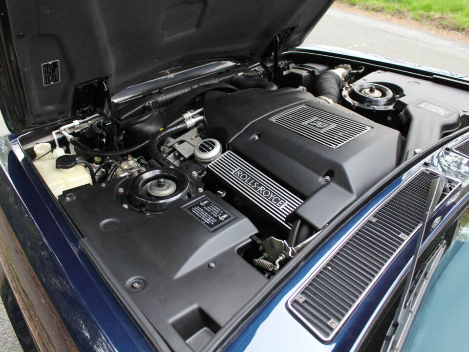 Image 16/20 of Rolls-Royce New Silver Spirit (1996)