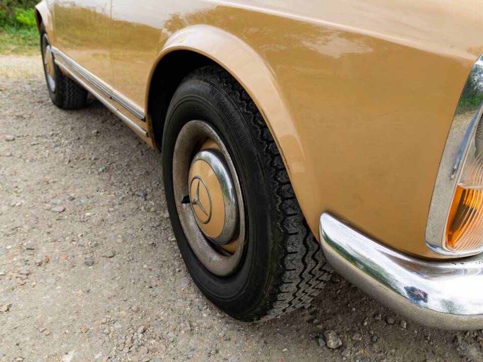 Bild 24/31 von Mercedes-Benz 230 SL (1966)