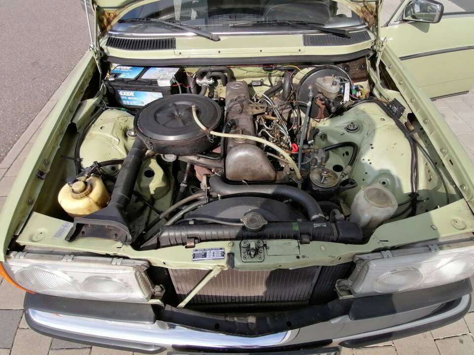 Immagine 29/55 di Mercedes-Benz 300 TD (1979)