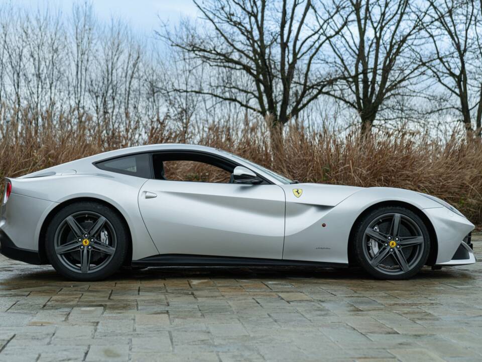 Bild 5/50 von Ferrari F12berlinetta (2013)