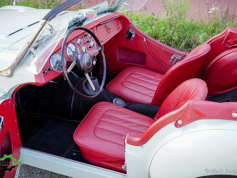 Image 5/45 of Triumph TR 2 (1954)